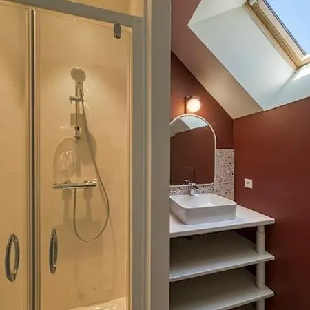 Сasa de vacaciones Loft 250m2 Centre -3 Niveaux & Terrasse Sud